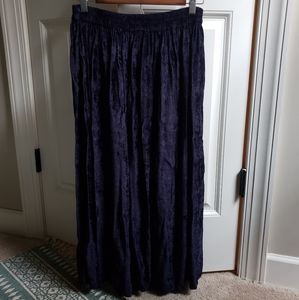Vintage velvety skirt